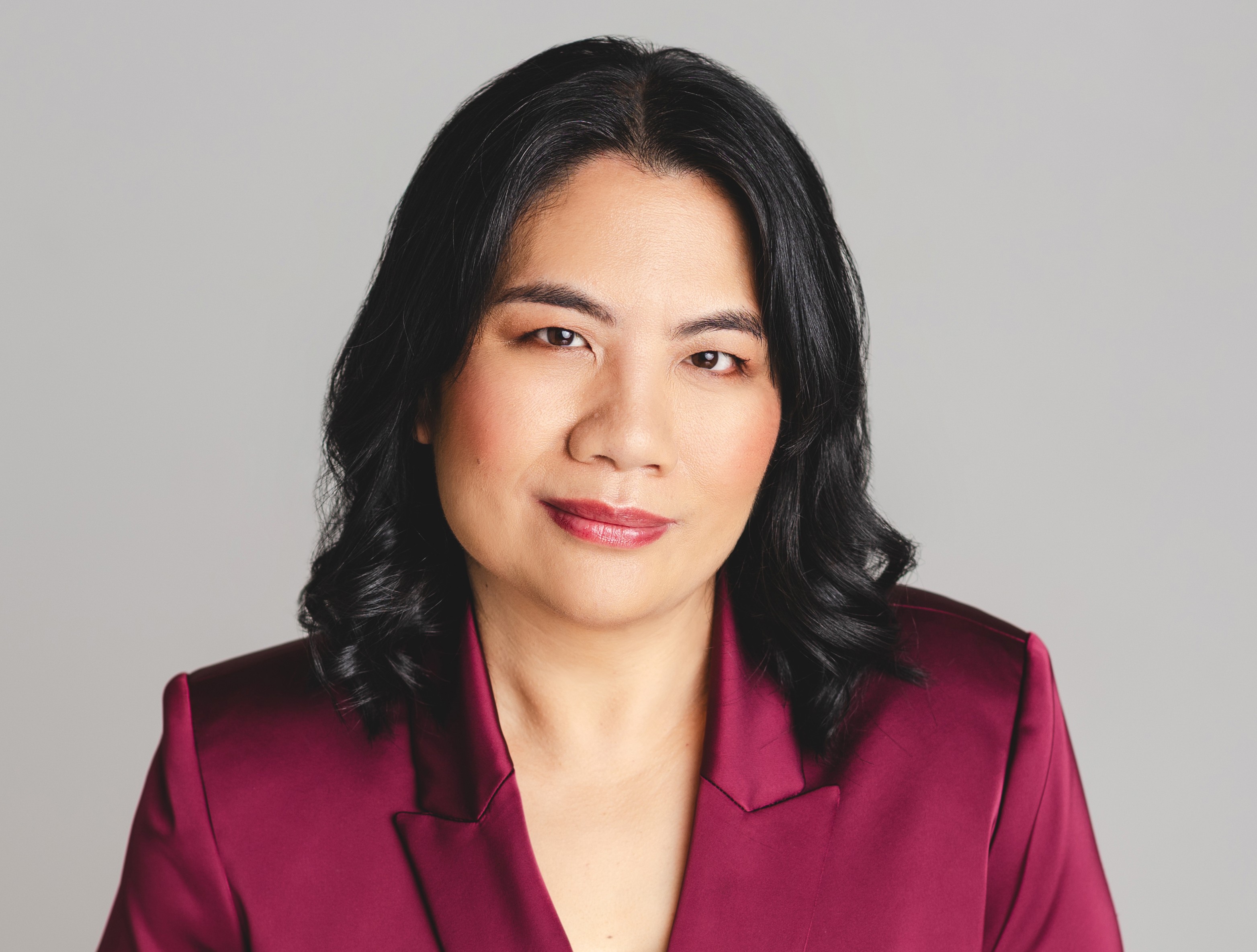 Portrait of speaker Dr Olivia Ong